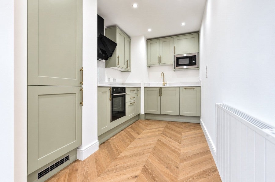 Flat Adderley Road in East Hertfordshire