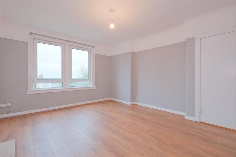 Flat McAllister Avenue in Airdrie