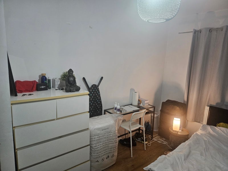 Room Sulivan Court in Greater London
