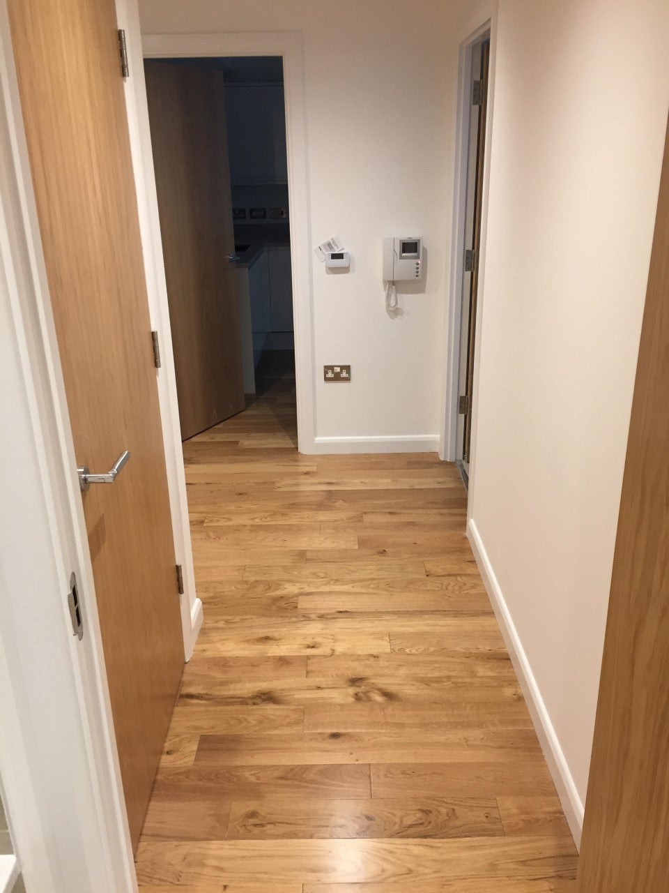 Flat Oaks Road in Greater London