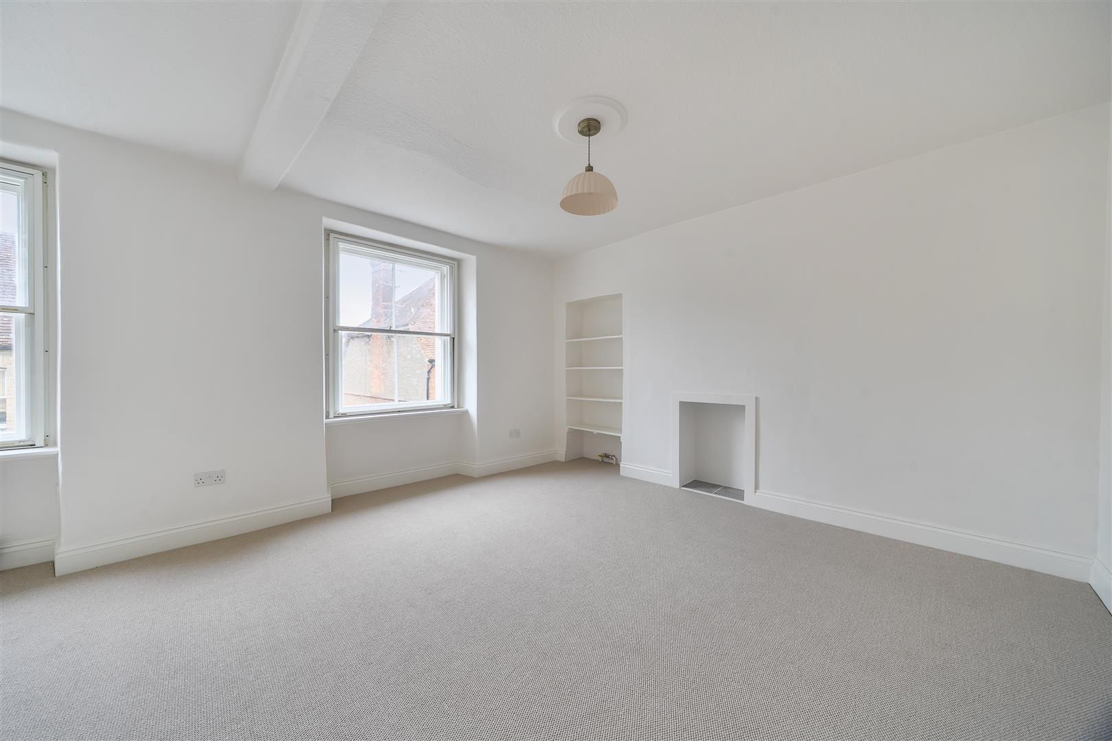 Flat Silk House Barton in Stalbridge