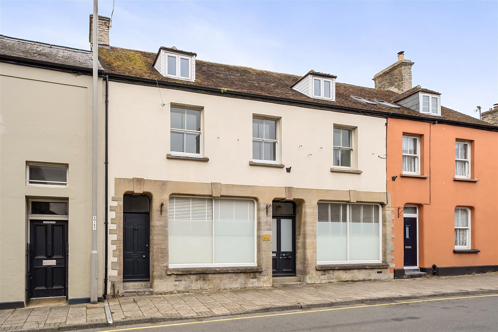 Flat Silk House Barton in Stalbridge