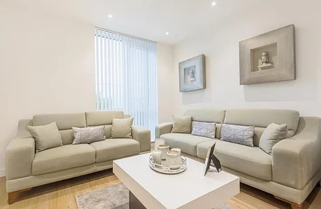 Flat Bond Way in Bracknell