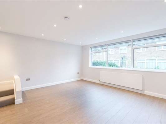 House Meadowbank in Greater London