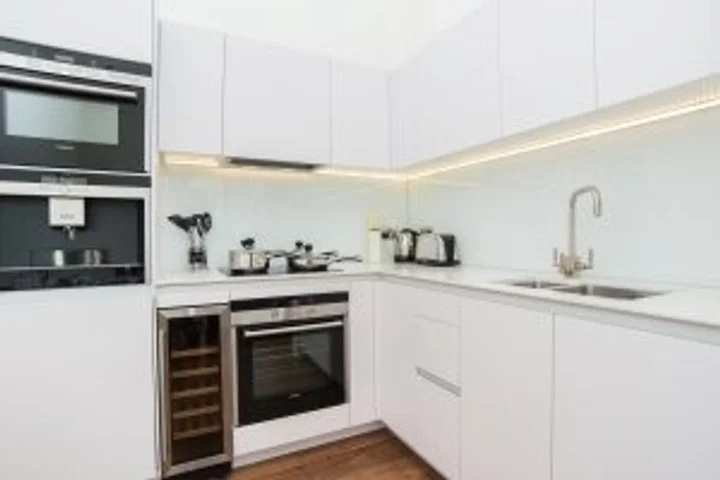 Flat Aldersgate Street in City of London
