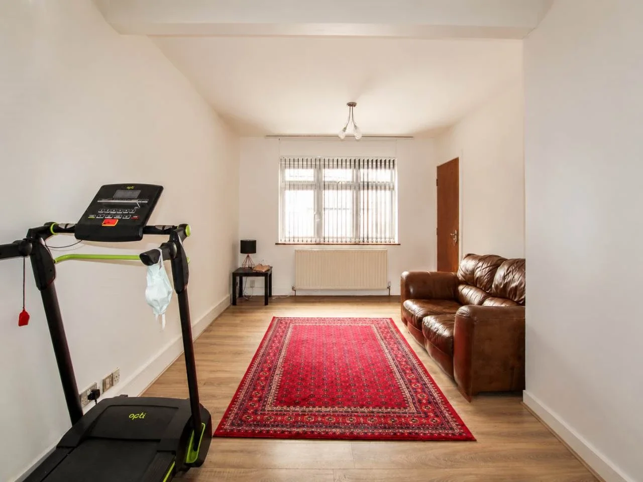 House Derwent Drive in Greater London