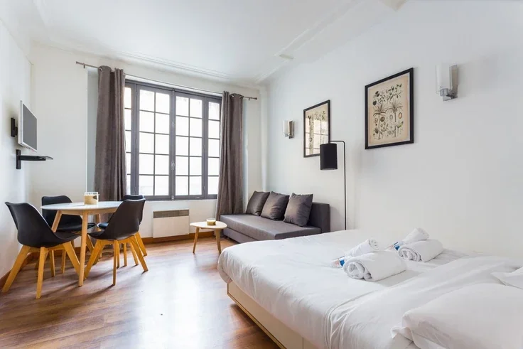 Flat Rue Labie in Paris