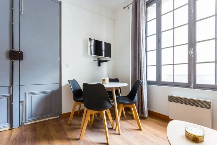 Flat Rue Labie in Paris