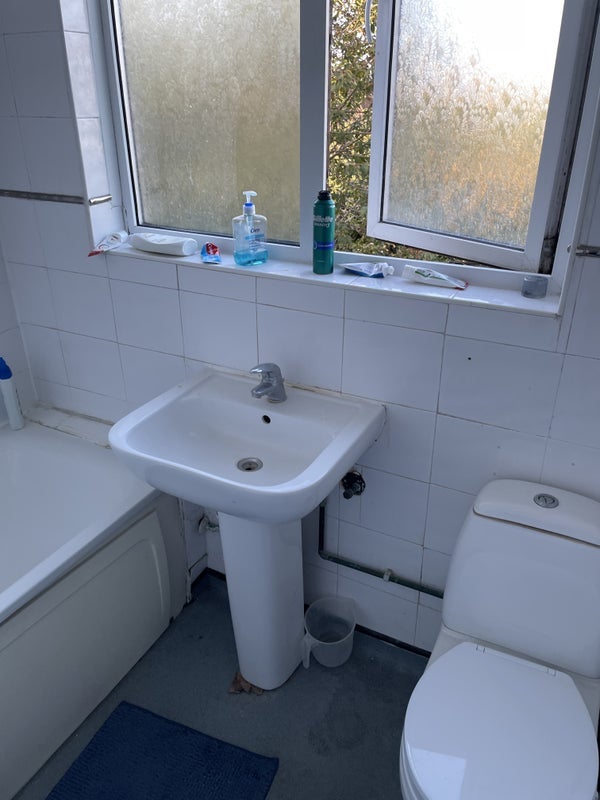 Room Radley Road in Bristol