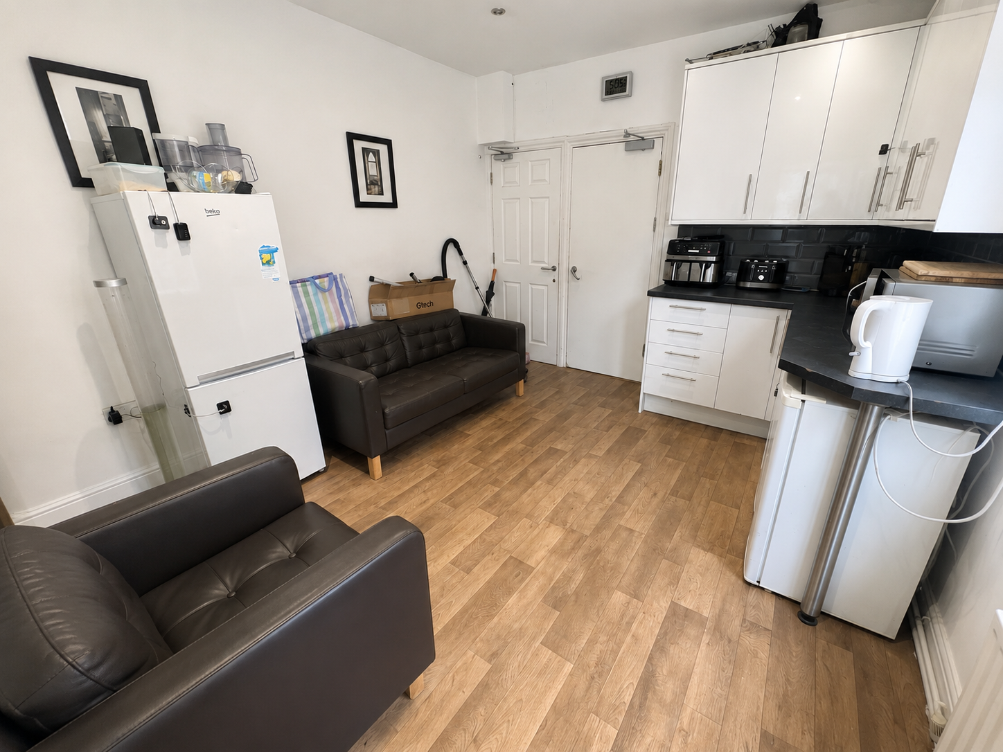 Room Owen Road in Wolverhampton