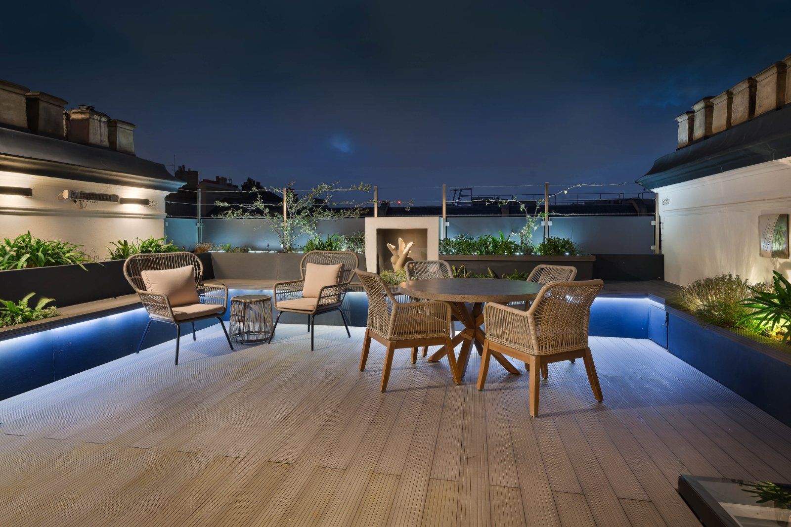 Flat De Vere Gardens in Greater London