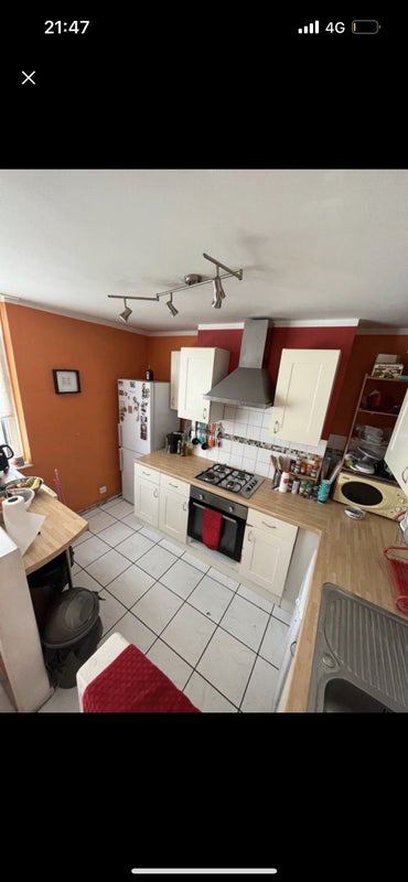 Room Wandsworth Road in Greater London