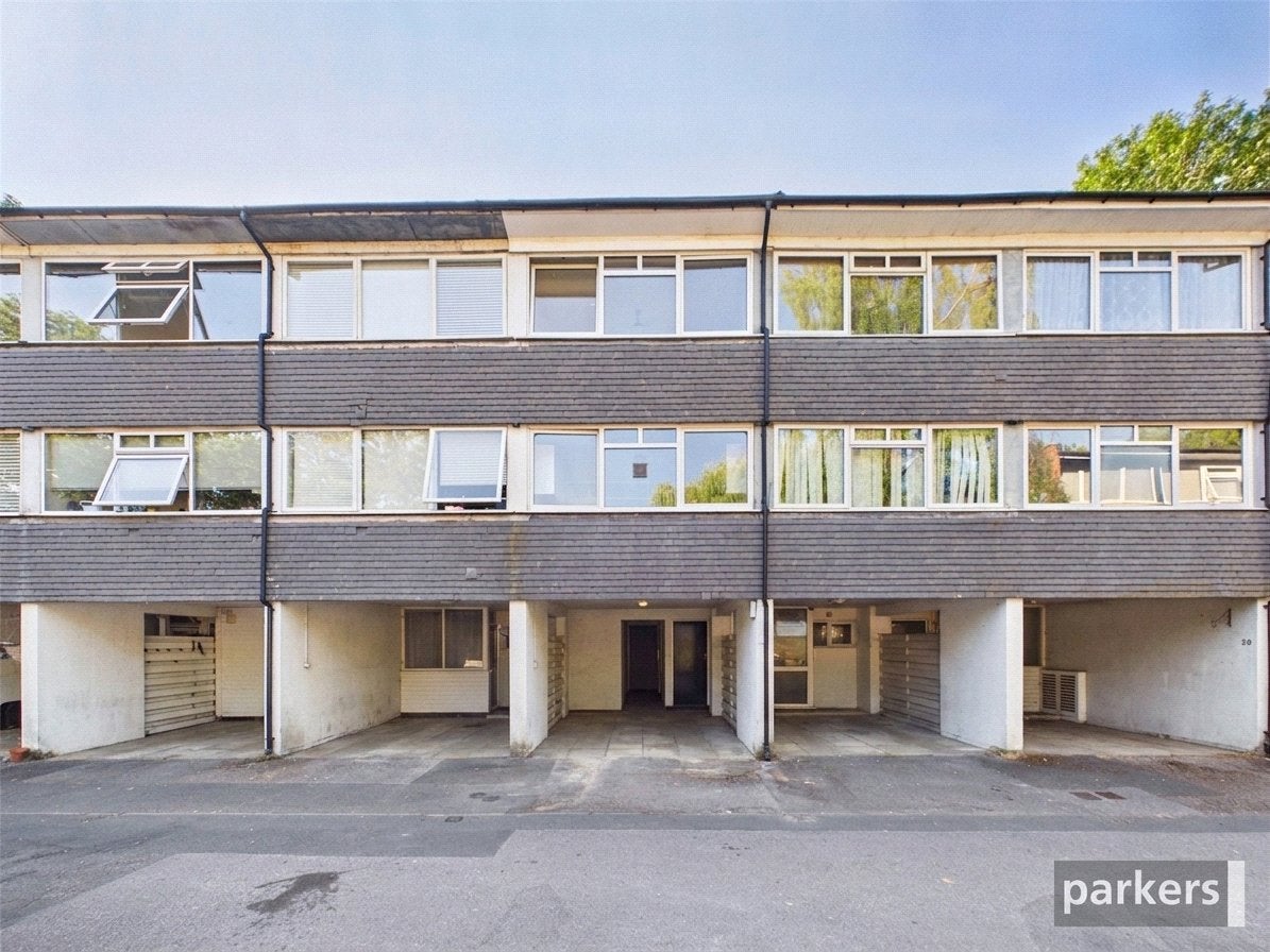 House Mill Close in Wokingham