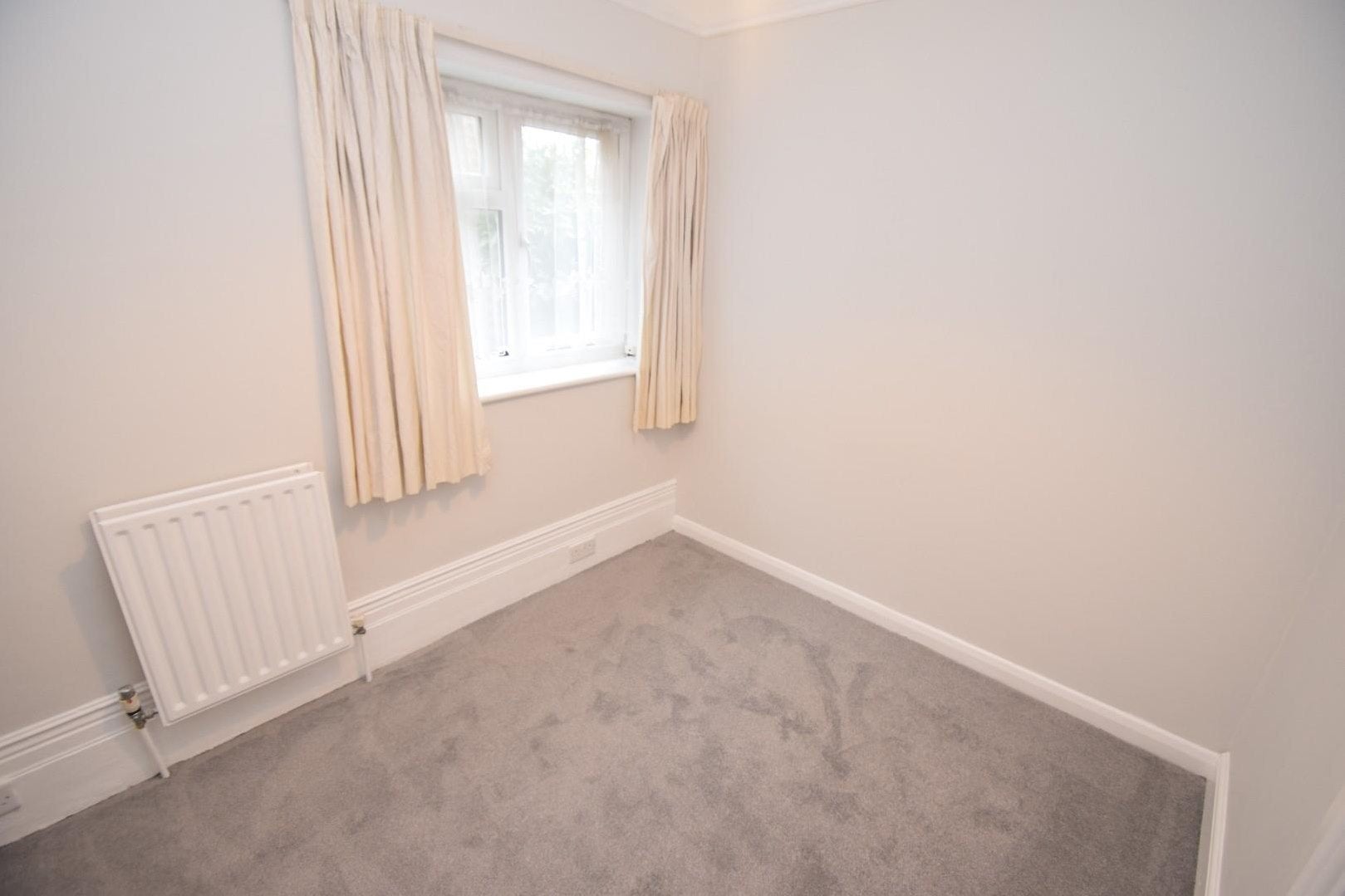 Flat Rosebery Avenue in Eastbourne