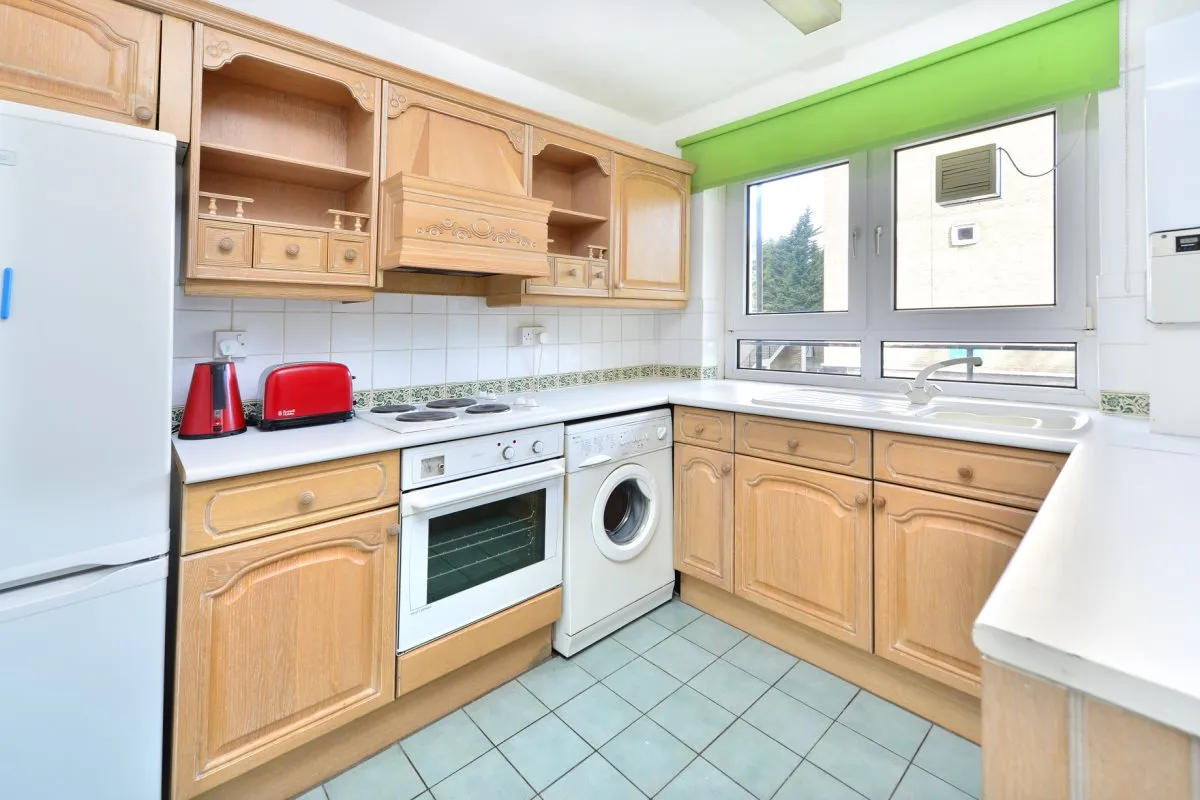 Flat Clarence Gardens in Greater London