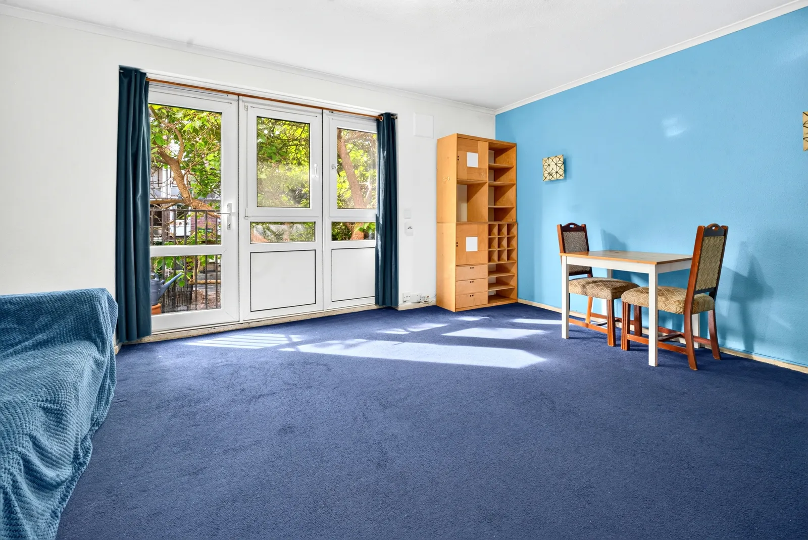 Flat Clarence Gardens in Greater London
