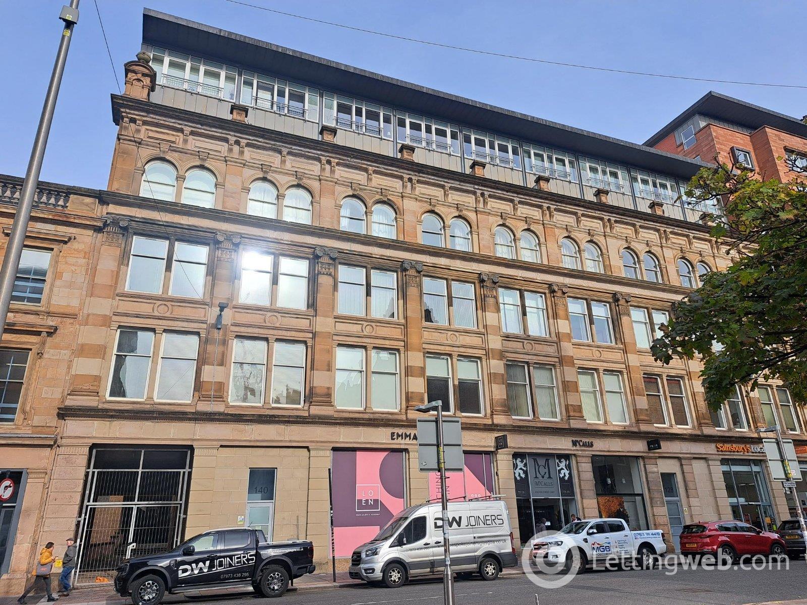 Flat Ingram Street in Glasgow