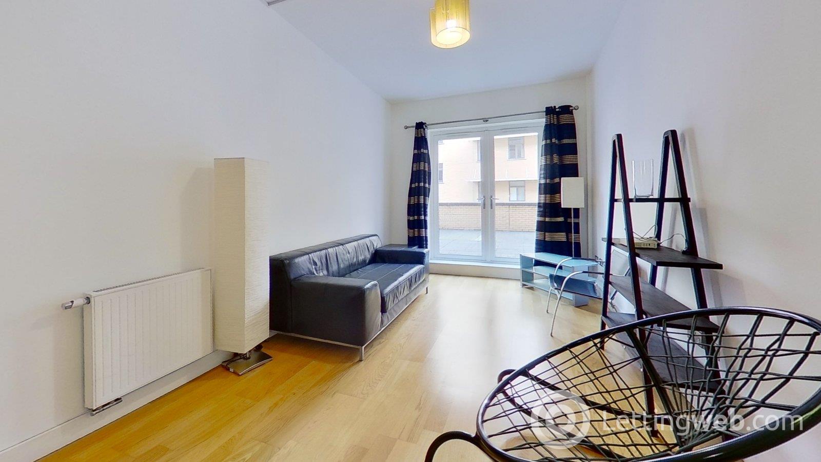 Flat Ingram Street in Glasgow