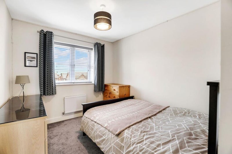 Room Wheatcroft Drive in Rushcliffe