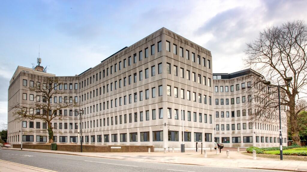 Flat City Road in Peterborough