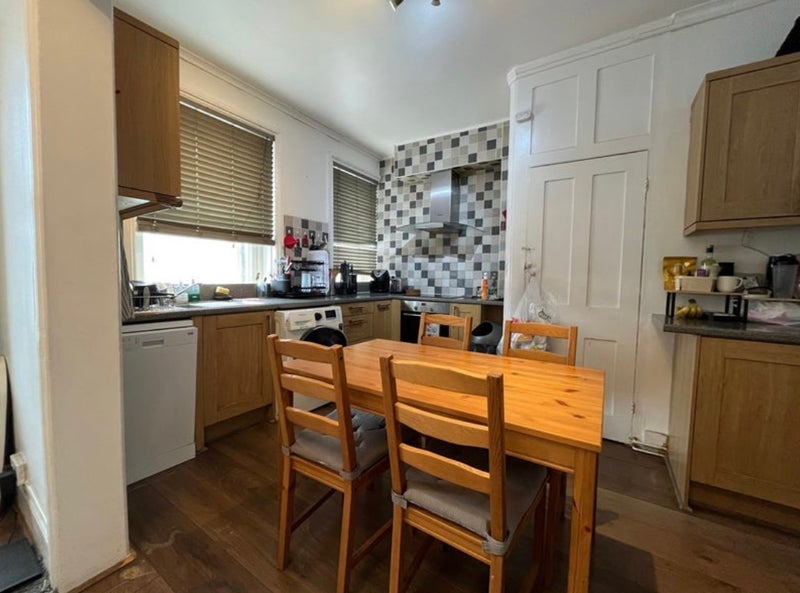 Room Oldham Terrace in Greater London