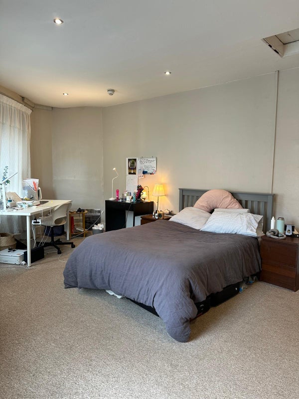 Room Oldham Terrace in Greater London