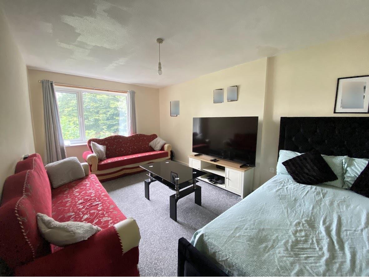Flat Cullen Way in Derby