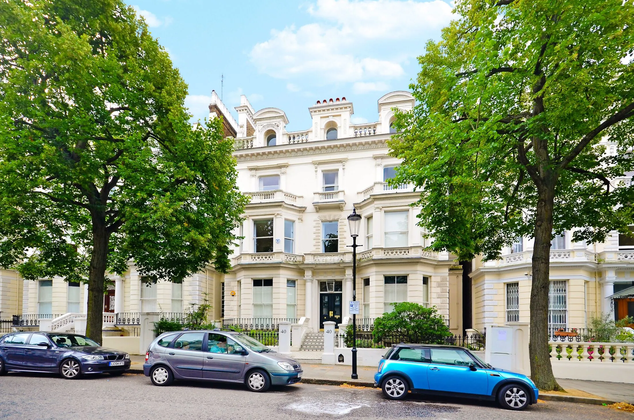 Flat Holland Park in Greater London