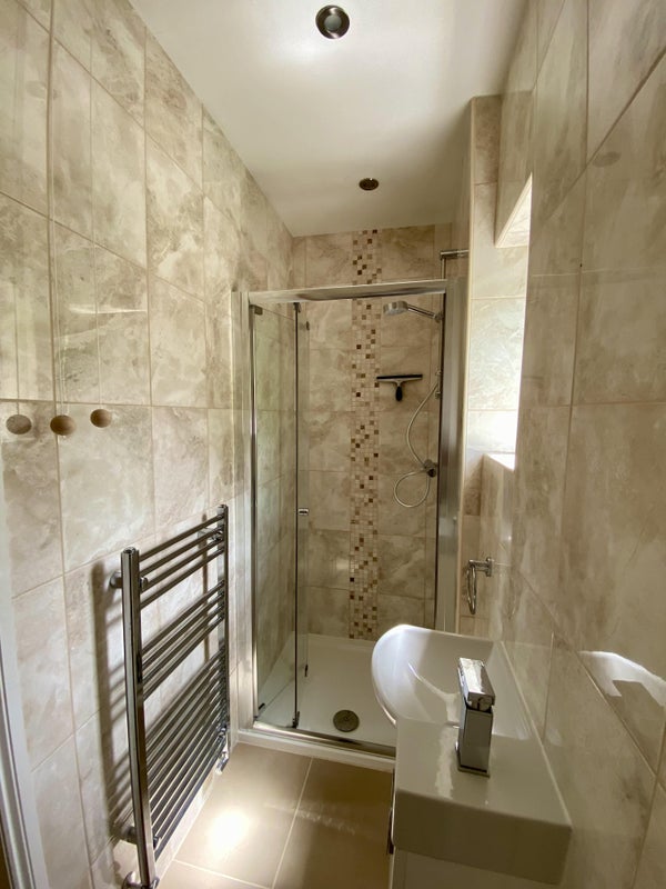 Room Higher Blandford Road in Poole