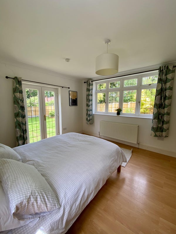 Room Higher Blandford Road in Poole