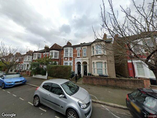 Flat Raleigh Road in Greater London