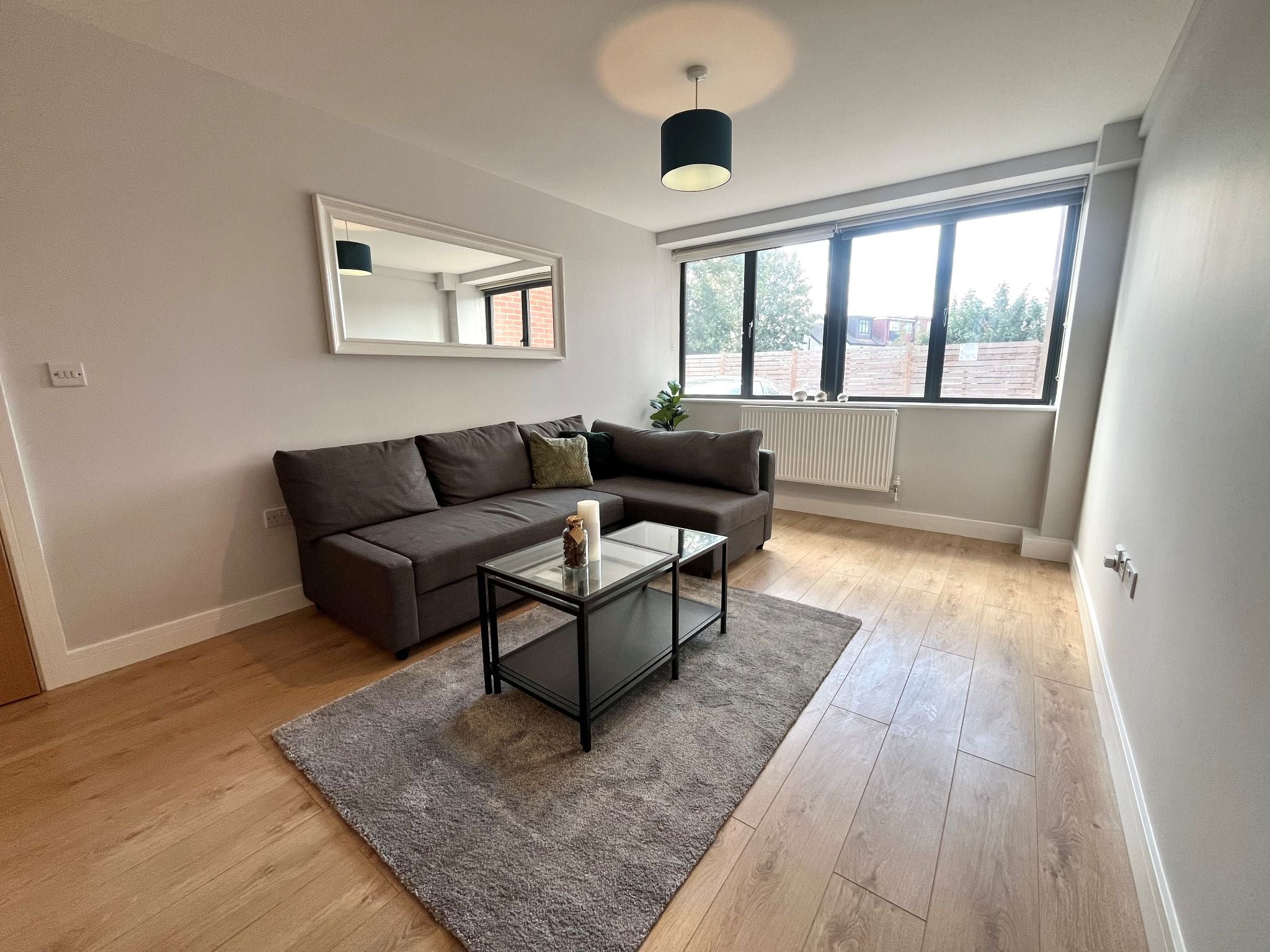 Flat Barningham Way in Greater London