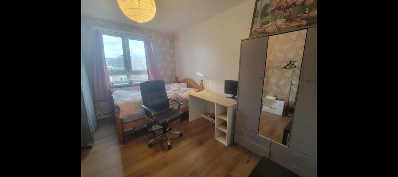Room Headlam Street in Greater London