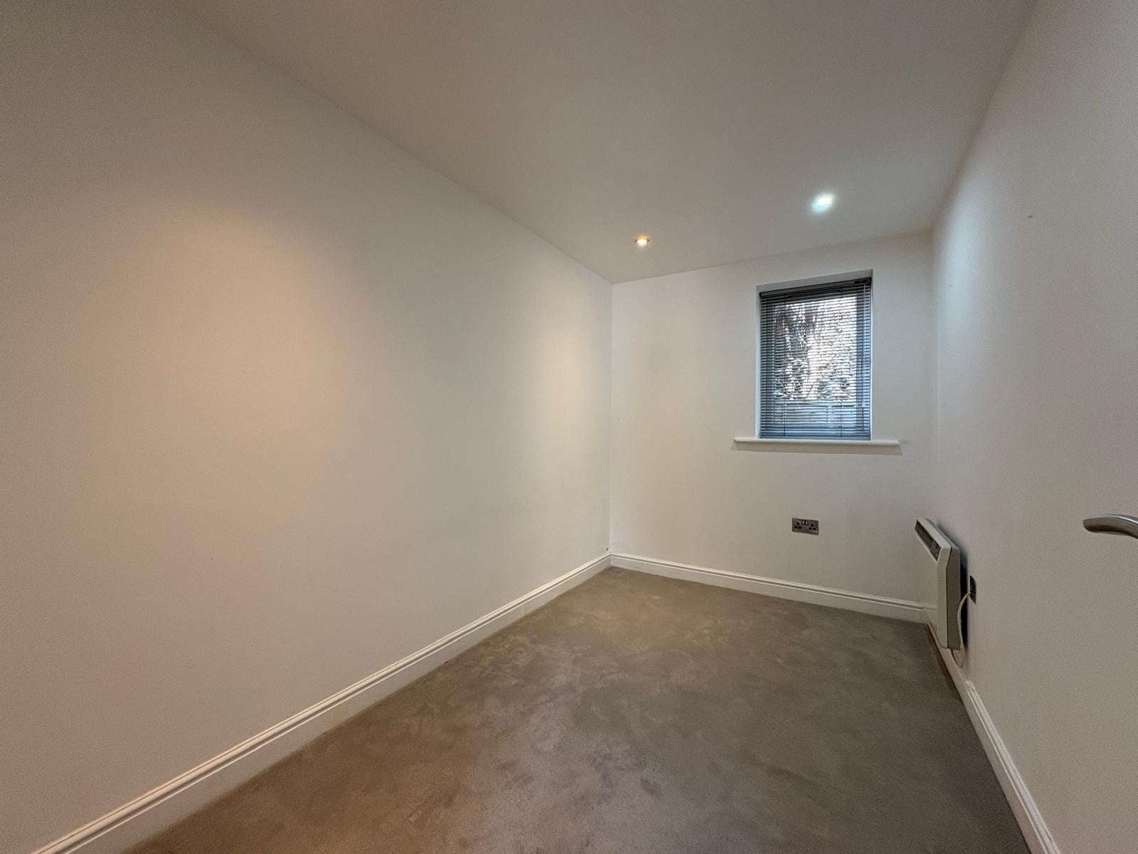 Flat Francesca Court in Leeds