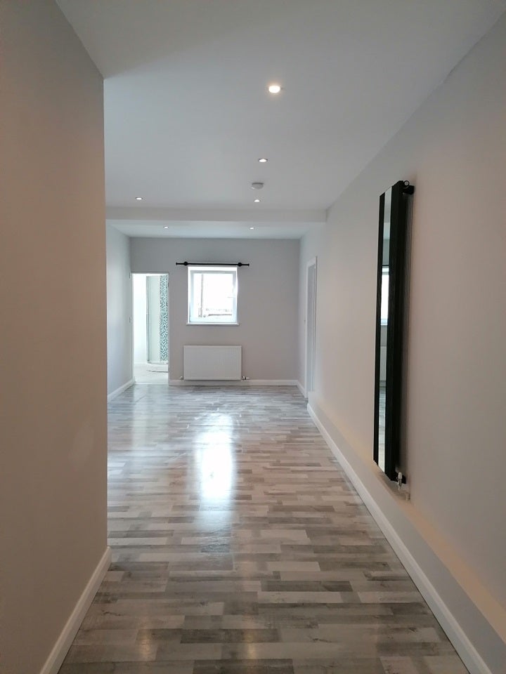 Flat Banstead Road in Caterham on the Hill