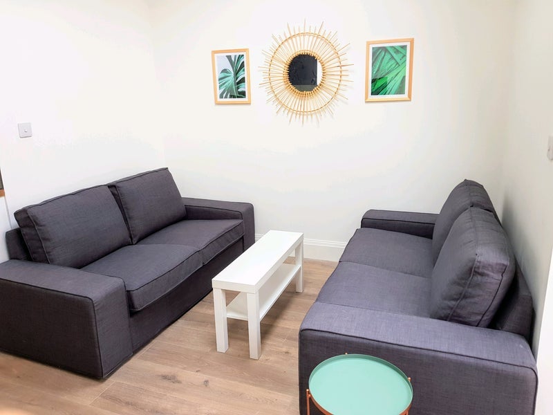 Room Esher Road in Liverpool