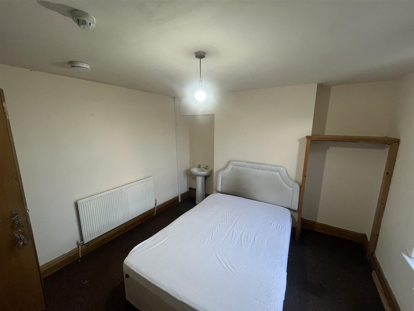 Room Aqueduct Street in Preston