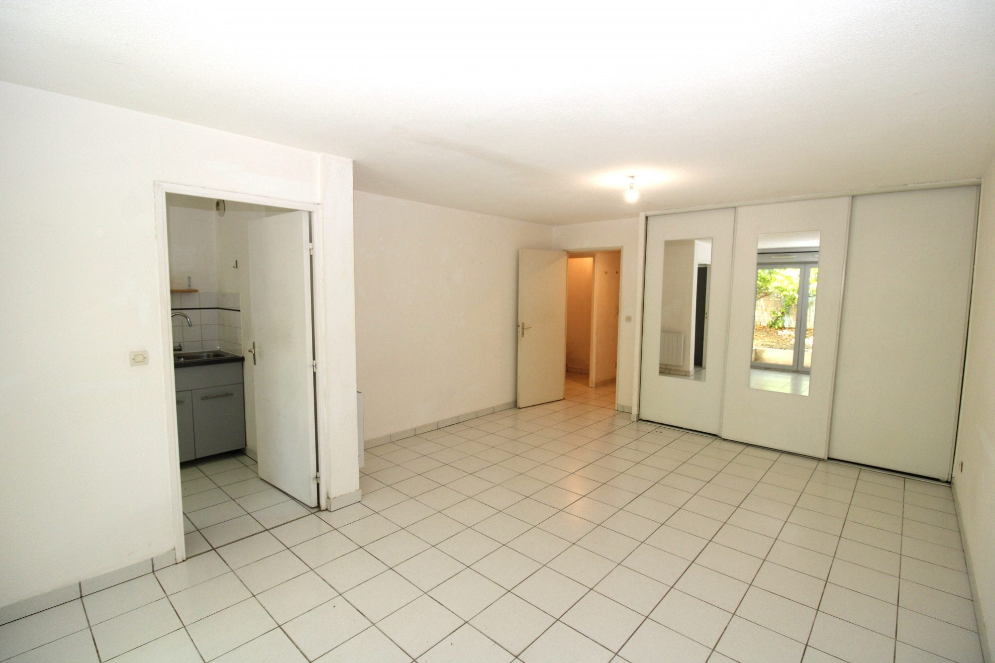 Flat Rue Bernard Mulé in Toulouse