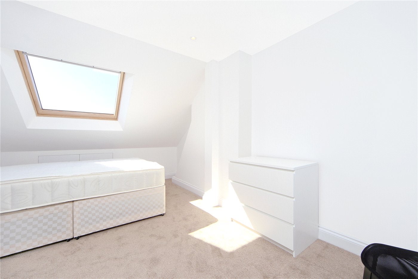 Flat Hetley Road in Greater London