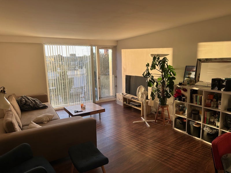 Room Richmond Road in Greater London