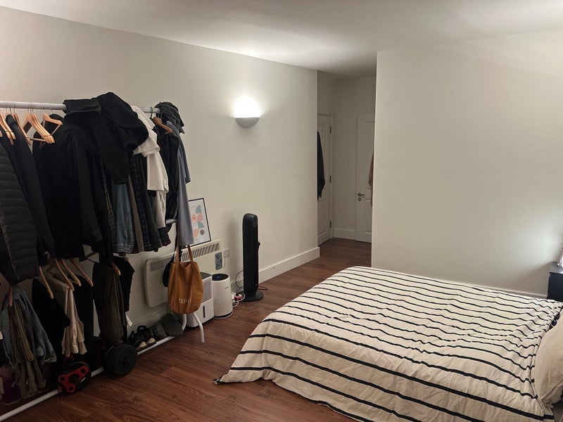 Room Richmond Road in Greater London
