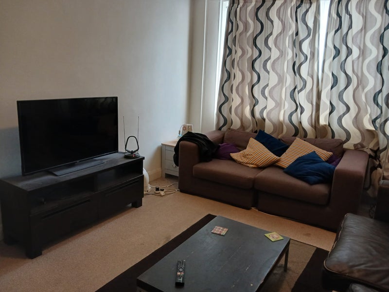 Room Balham Park Road in Greater London