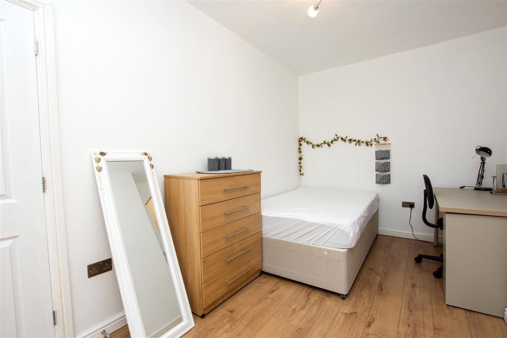 Flat Pershore Road in Birmingham