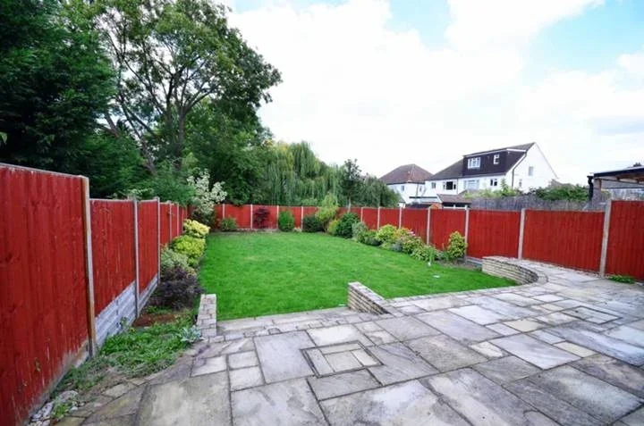 House Warrender Way in Greater London