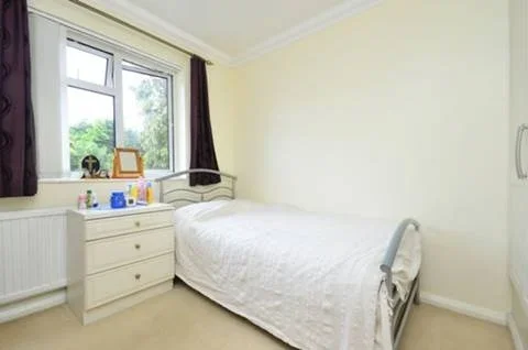 House Warrender Way in Greater London