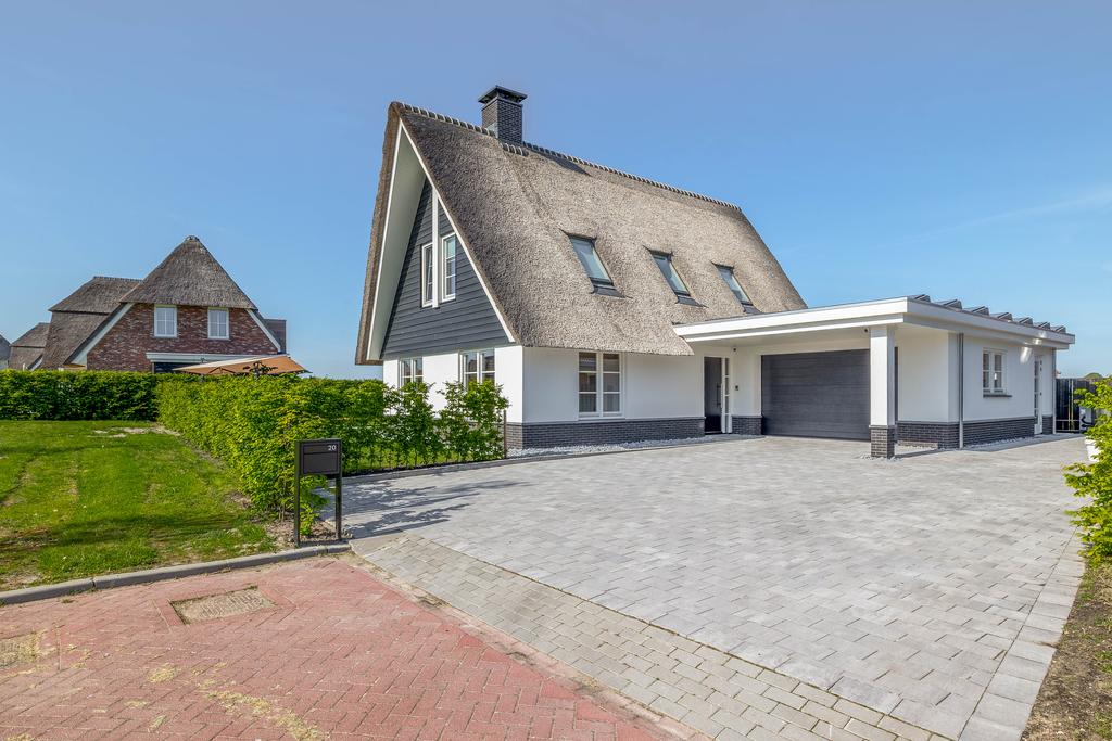 Huis De Ekkers 20 in Delfstrahuizen