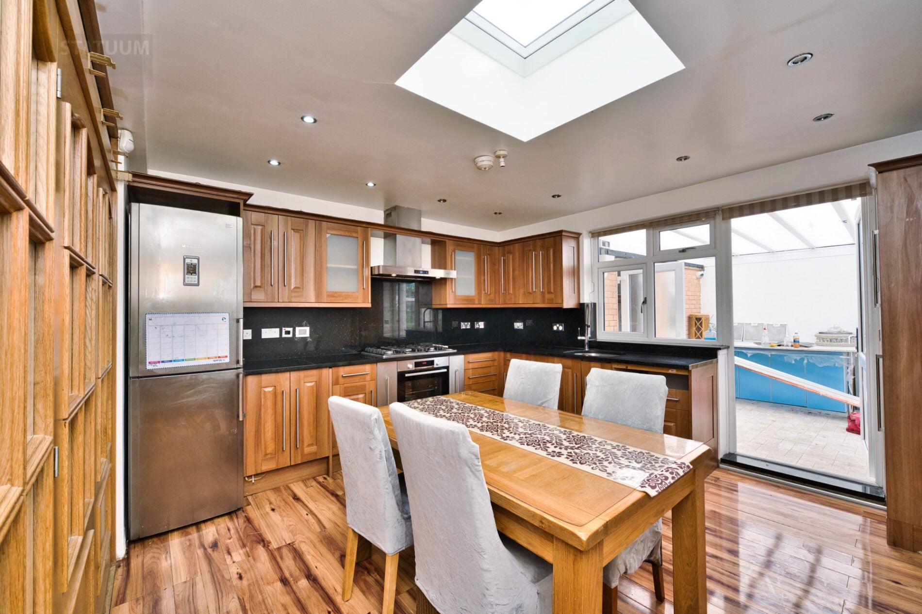 Flat Talwin Street in Greater London