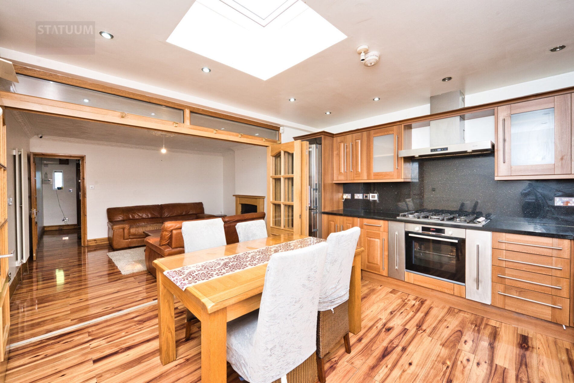 Flat Talwin Street in Greater London