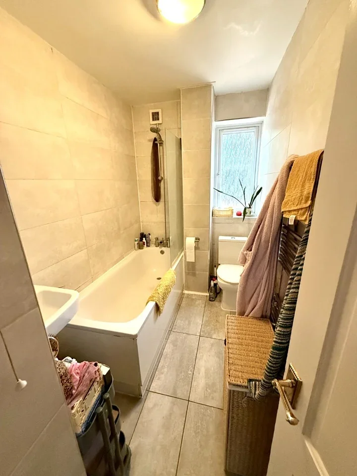 Flat Avigdor Mews in Greater London