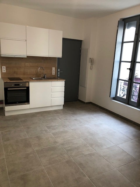 Appartement Rue du Maréchal Juin à Arles